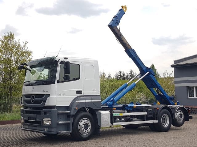MB Axor Container Transport