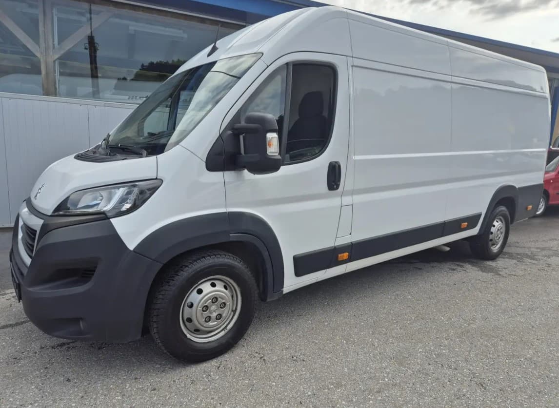 Peugot Boxer MAXI Tranporter mieten