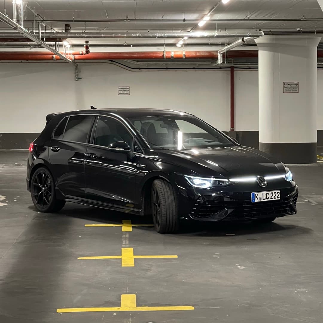 VW Golf 8 R Performance