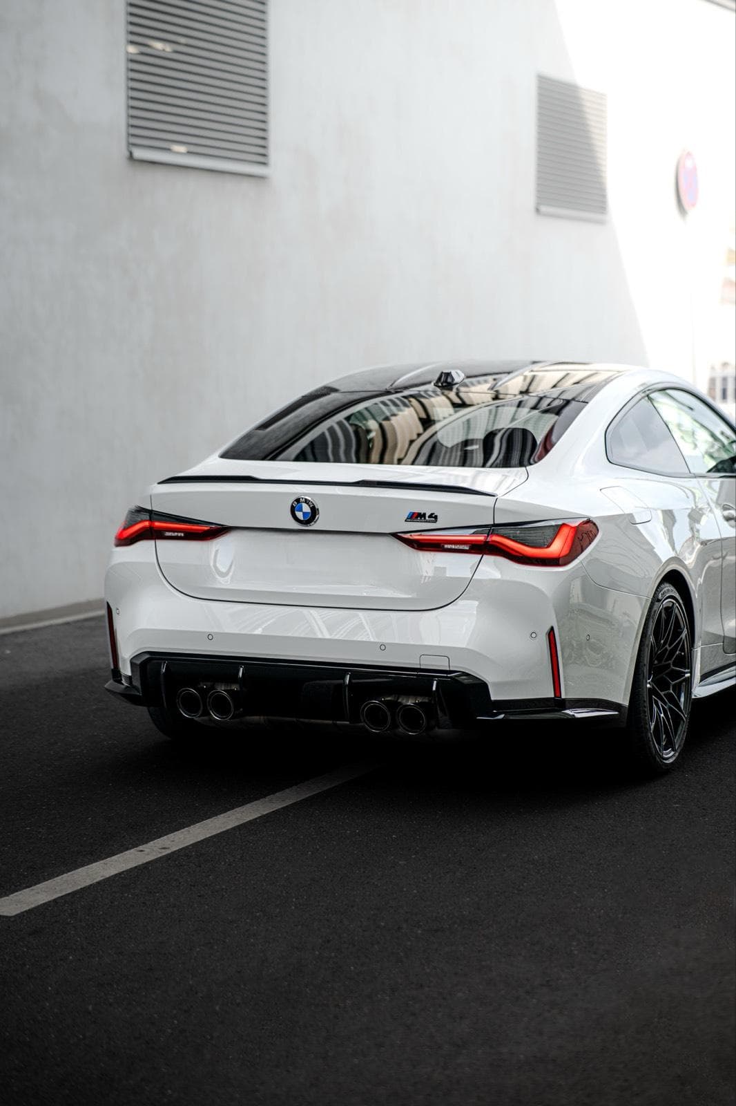 BMW M4 mieten / Sportwagen mieten / Hochzeitswagen/ Hochzeitsauto